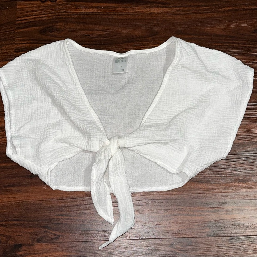Wild fable tie-fromt cover up top!